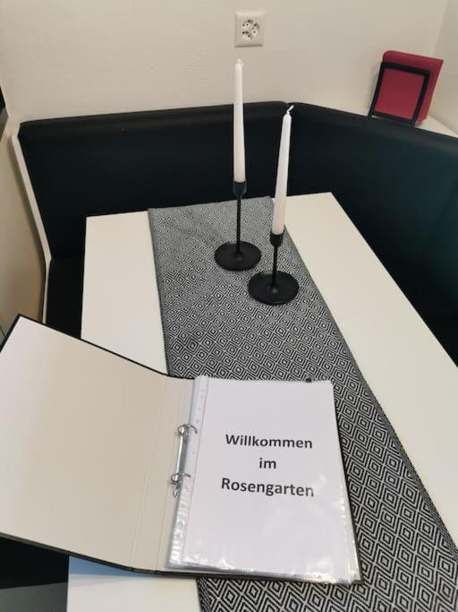 Schones Kleines Studio Mit Sitzplatz, Mitten Im Prattigau Jenaz Esterno foto